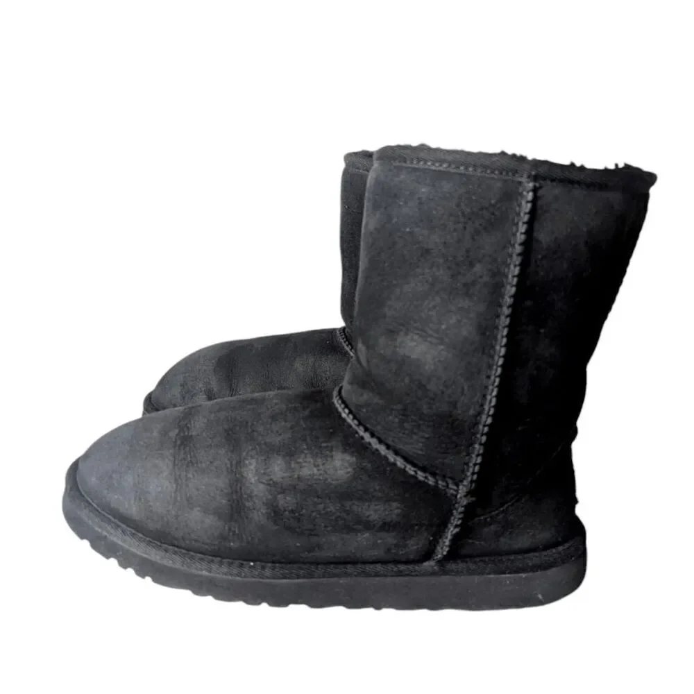 UGG Classic Short 
